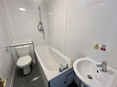 Picture 18